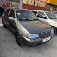 ۱۱۱کم‌کار واقعی