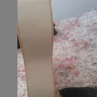 گیتار مکسین رنگ سفیدروغنی|گیتار، بیس، امپلیفایر|طرقبه, |دیوار