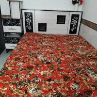تخته خواب ومیزارایشی با دوتا پاتختی
