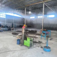 یک فرزکار و یک تراشکار ماهر جهت همکاری