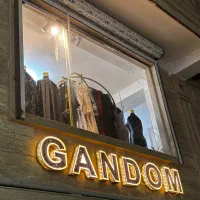 ۱۲۵ متر واحد باامتیاز بالکن تجاری