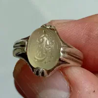 انگشتر عقیق زرد یمنی خطی