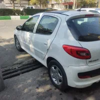 پژو 207