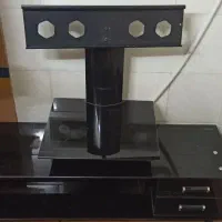 میز تلویزیون شیشه ای بزرگ عرض40 طول 120|میز تلویزیون|اصفهان, دوطفلان|دیوار