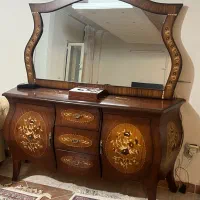آینه کنسول و میز تی وی