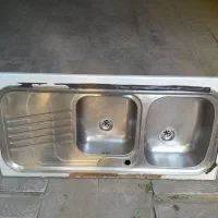 یک عدد سینگ ظرفشویی