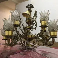 چهار عدد لوستر بسیار زیبا و سالم