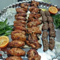 نیرو خانم برای تمیزکاری شستشو