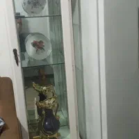 ویترین کاملا سالم بدون شکستگی وخط وخش|بوفه، ویترین، کنسول|رشت, حمیدیان|دیوار