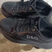 کفش سایز ۳۷