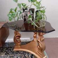 میز عسلی طلایی