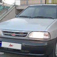 پراید نقره‌ای