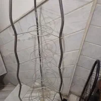 پشتی|پشتی|قم, چهل درخت‎|دیوار