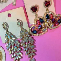 بدلیجات باربی اکبندسواروسکی از ایتالیا|بدلیجات|تهران, تهرانپارس غربی|دیوار