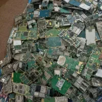 ضایعات برد سوخته و خراب موبایل و کامپیوتر|خدمات پیشه و مهارت|نهاوند, |دیوار