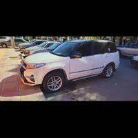 ام‌وی‌ام X33 S نیوفیس، مدل ۱۴۰۱