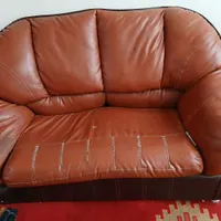مبل دو نفره چرمی