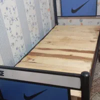 تخت یک نفره