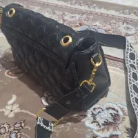 کیف|کیف، کفش، کمربند|بندر دیر, |دیوار