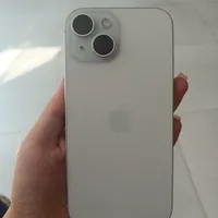 اپل iPhone 15 با حافظهٔ ۱۲۸ گیگابایت