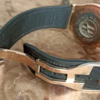 ساعت‌مچی|ساعت|مشهد, طبرسی شمالی|دیوار