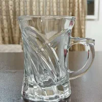 تعدادی ظروف