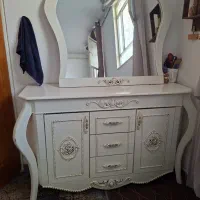 فروش زیر تلوزیون،بوفه ،ساعت ایستاده و آینه کنسول