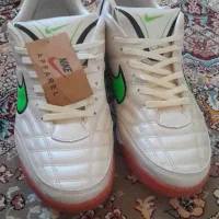 کفش فوتبالی وفوتسالی|کیف، کفش، کمربند|سنندج, |دیوار