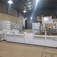 فروش کشو ویترین‌۹۰ و۱۰۰ پیشخوان‌۱طبقه شیشه|فروشگاه و مغازه|اصفهان, قهاب جنوبی|دیوار