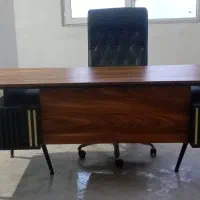 میز و صندلی