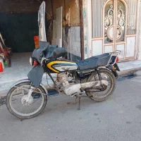 موتور هندا|موتورسیکلت|قم, چهل درخت‎|دیوار