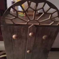 یک عدد جاه کفشی ویک کمد که یک طرف اینه داره|جاکفشی، کمد، دراور|اصفهان, بهارستان|دیوار