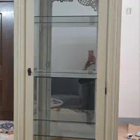 ویترین به فروش میرسد