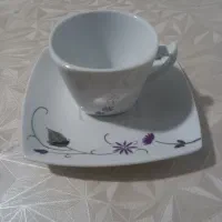 فنجان و نعلبکی