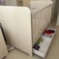 تخت کودک همراه با تشک رویال
