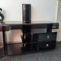 میز تلویزیون شیشه ای