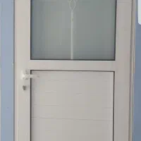 استخدام استاد کار حرفه ای آلومینیوم و upvc