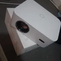 پرژکتور WANBO در حد ۲ساعت کار کرده در حد نو