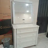 دراور وآینه