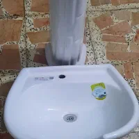 روشویی سالم با پایه نو|لوازم سرویس بهداشتی|رشت, هلال احمر|دیوار