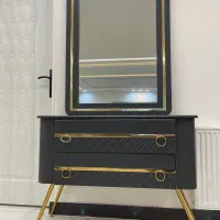 ایینه و کنسول