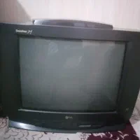 تلویزیون 21 اینچ ال جی ومیز زیر تلویزیون