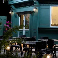 طراحی واجرای دکورهای خاص کافه ورستوران وفست فود