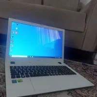 لپ تاب accer