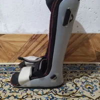 کفش براکسی  که تصادف کرده