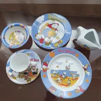 ۶ تکه ظرف کودک نو|اسباب و اثاث بچه|قم, باجک دو|دیوار