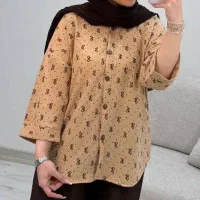 تعدادی لباس برای نیازمند