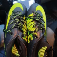 کفش فوتبال میخی