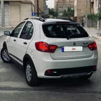 کوئیک سفید مشکی
