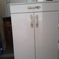 یک عدد جاکفشی نو و اکبند